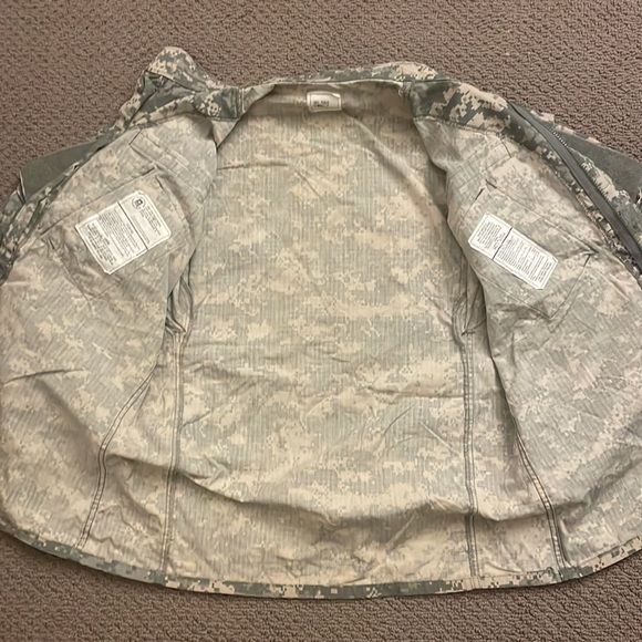 Army Combat Uniform (ACU) Shirt Size Small-Regular - Picture 11 of 15